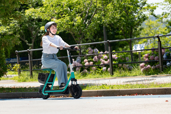 特定小型原動機付自転車　のLOOP